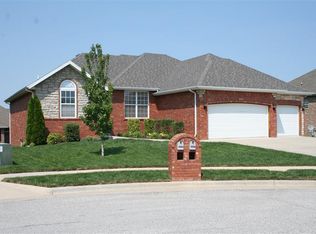 3287 W Camino Alto St, Springfield, MO 65810