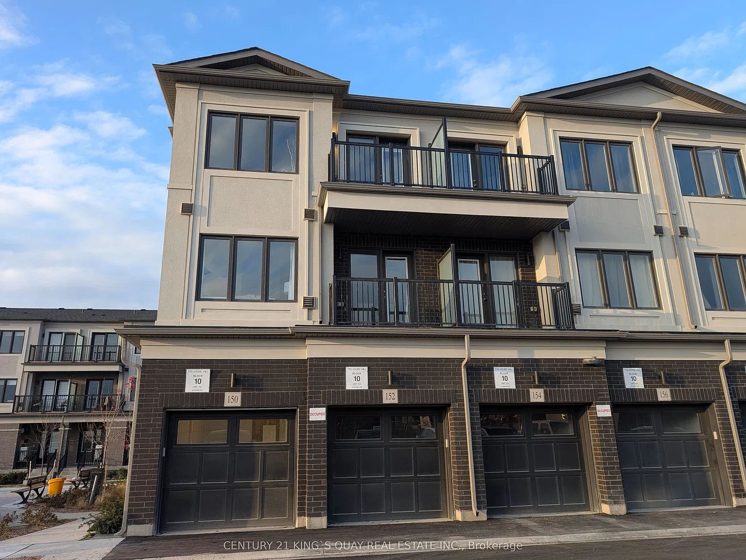 3 bed, $3,000 — Photo 2