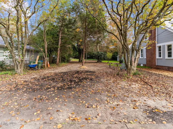 110 Kenwood Avenue, Wilmington, NC 28405