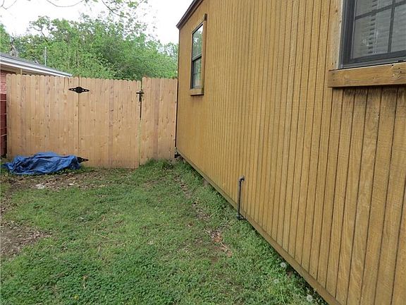 3rd image of 1100 S Sunnymeade Ave