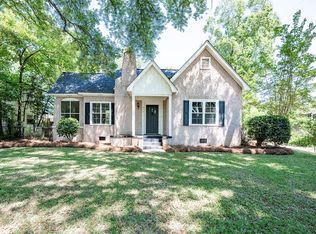 910 N Davis St, Albany, GA 31701