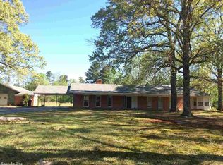 9543 Lee Springs Rd, Pine Bluff, AR 71603