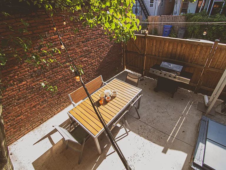 307 E 31st St #A — Photo 4