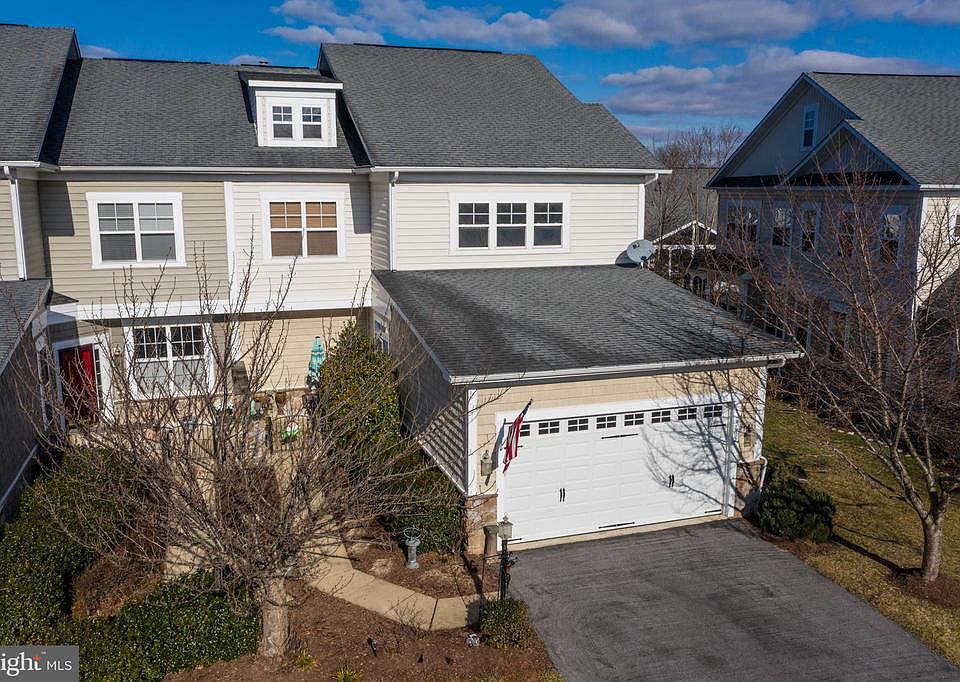 1st image of 105 Osprey Dr