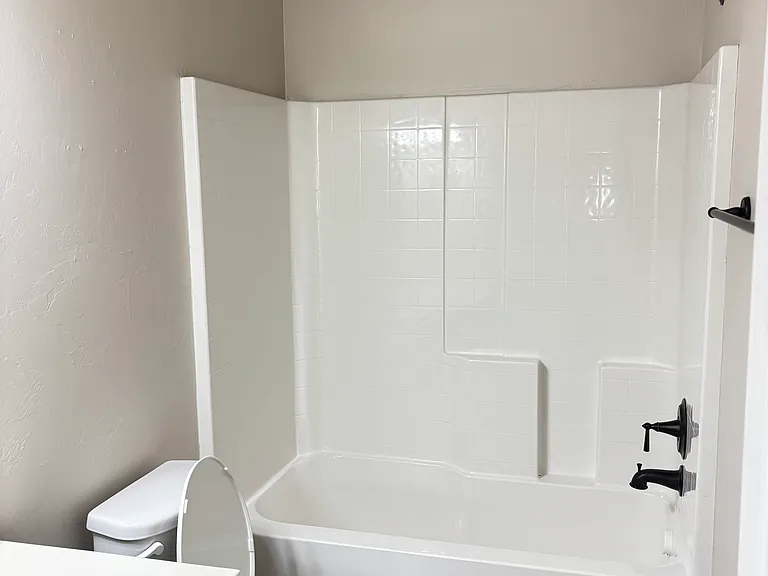 9025 SW 46th St — Photo 11