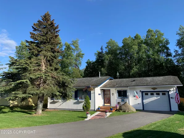 18324 N Parkview Terrace Loop, Eagle River, AK 99577