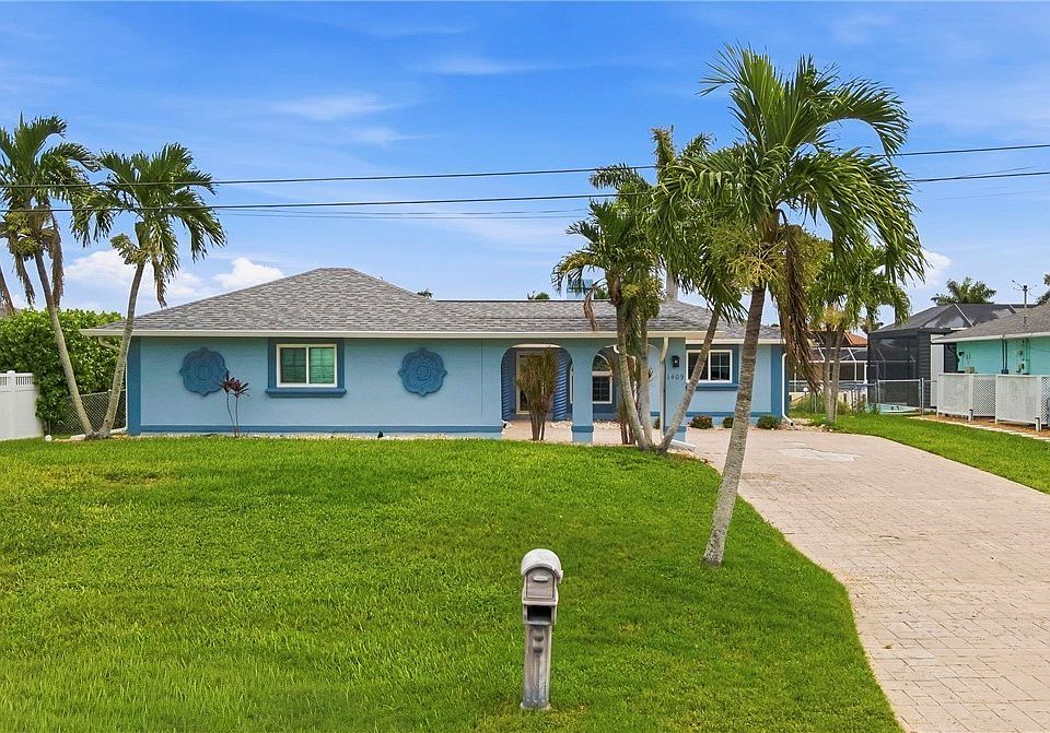 1st image of 1409 SW 43rd Ter