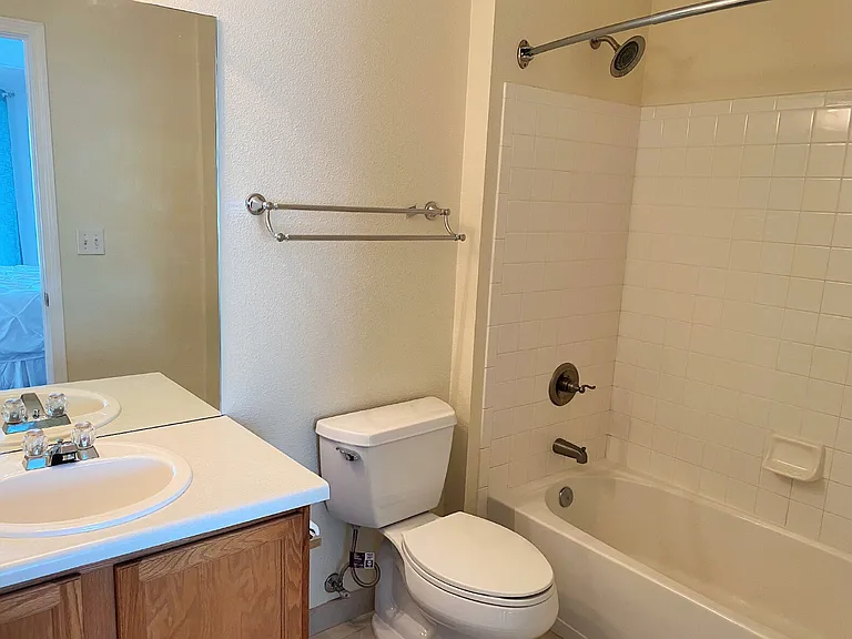 19226 E Carolina Pl #101 — Photo 10