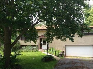 4N040 Locust Ave, West Chicago, IL
