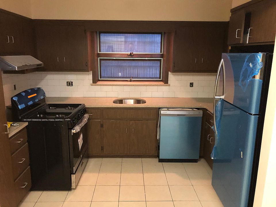 1st image of 306 Lafayette St APT 1