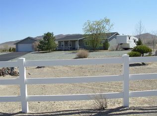 102 N Bybee Ln, Yerington, NV 89447