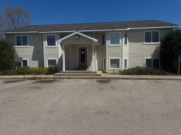 BCSC Investments LLC, 2144 & 2150 Greenwich Ln #F6730b2b7, Traverse City, MI 49696