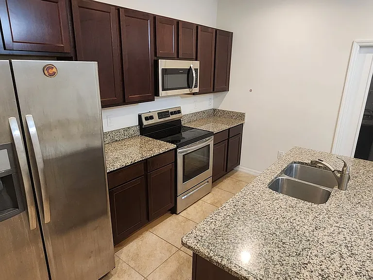 1604 Pham Dr — Photo 16