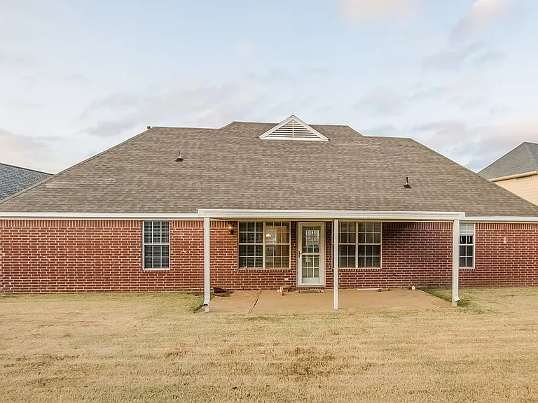 9893 Farmyard Dr — Photo 15
