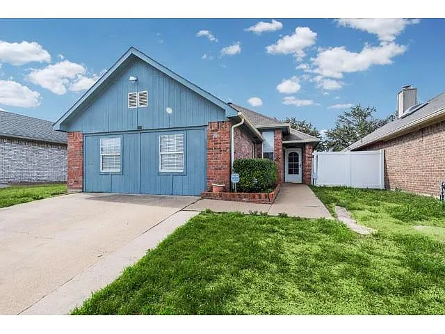 4449 Flamingo Ct photo 1