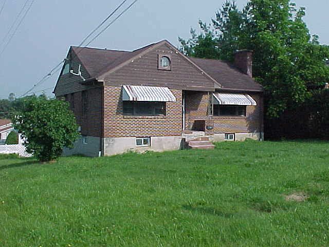 2nd image of 110 Wallace St