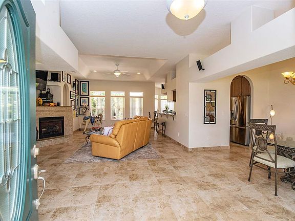 4th image of 10 Avista Cir