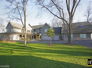 2S258 Williams Rd, Warrenville, IL 60555