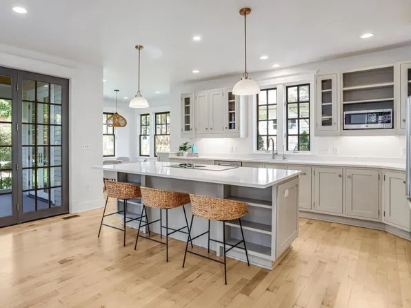 3417 Quesada St NW, Washington, DC 20015