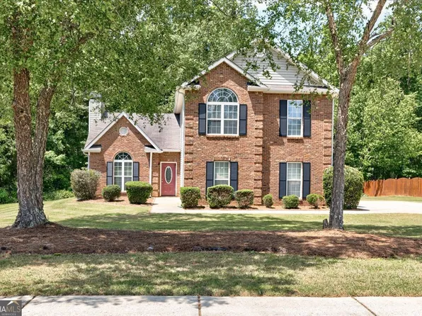 9176 Carnes Crossing Cir, Jonesboro, GA 30236