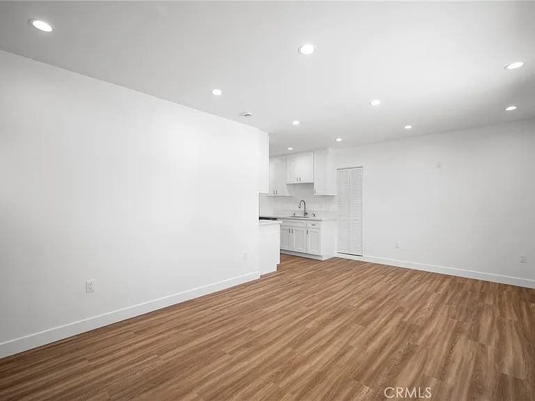 16034 Liggett St — Photo 5