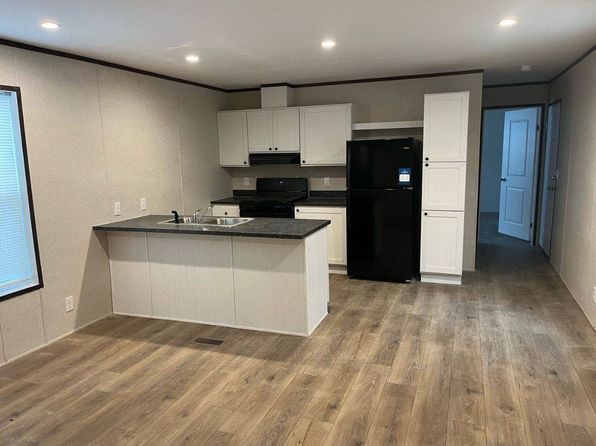 103 Hollyhock Ln #6R