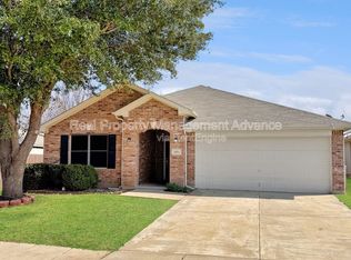 1054 Warbler, Aubrey, TX 76227
