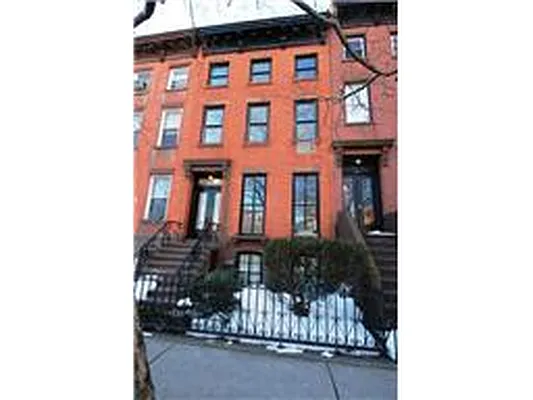 Rented by Douglas Elliman | media 34