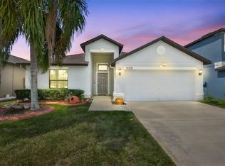 10806 Whitecap Dr, Riverview, FL 33579