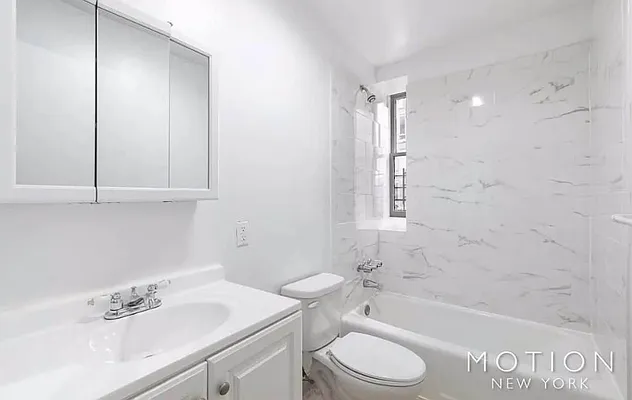 Rented by MOTION New York | media 12