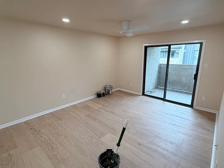 8435 Hearth Dr — Photo 14