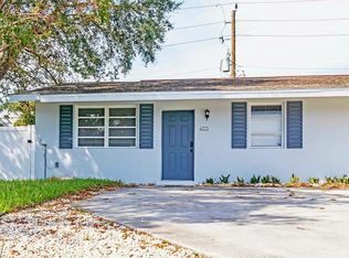 4775 W Alhambra Cir #B, Naples, FL 34103