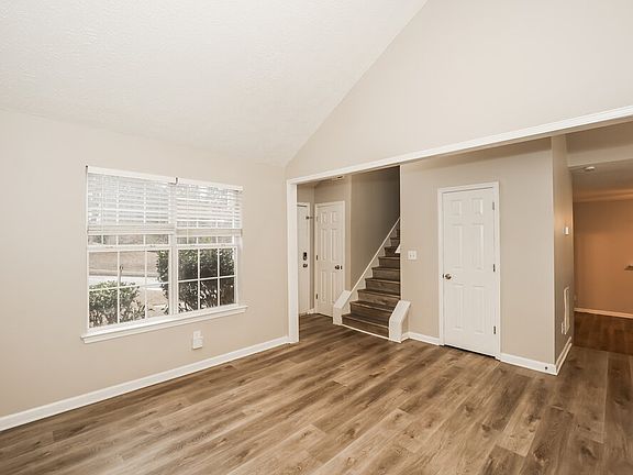 5th image of 3627 Lower Creek Dr
