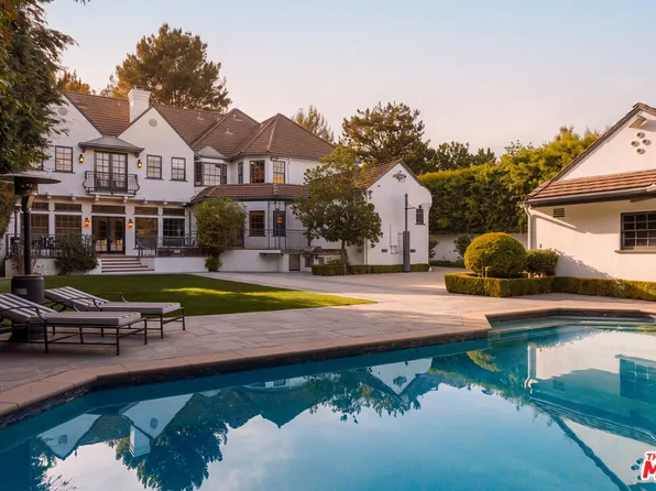 628 N Sierra Dr, Beverly Hills, CA 90210