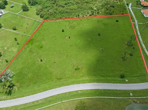 15945 Painted Post Ln, Sarasota, FL 34240