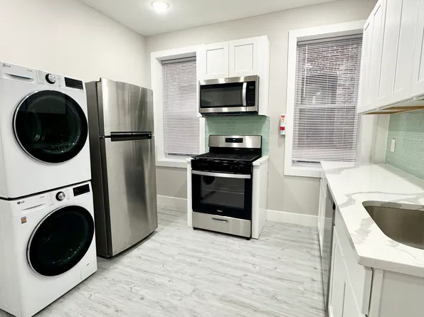 5302 Palisade Avenue image 1 of 14