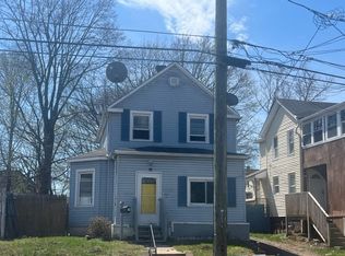 14 North St, Meriden, CT 06451