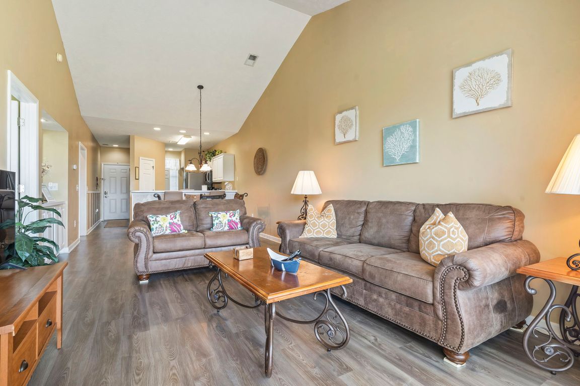 next background image