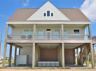 894 S Crystal Beach Rd, Crystal Beach, TX 77650