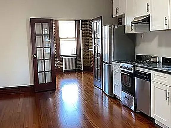 3rd image of 247 W 11th St APT 9