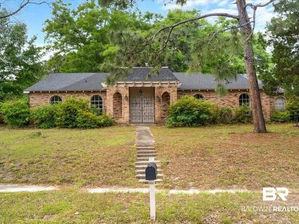 4600 Dogwood Dr S, Mobile, AL 36609