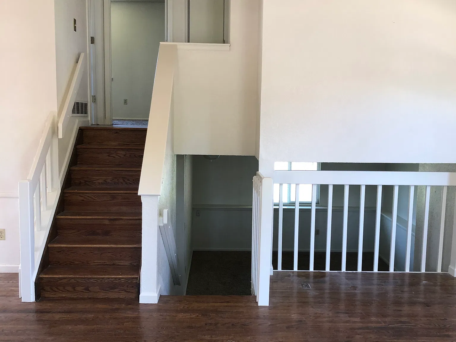 5025 S Ventura St — Photo 3