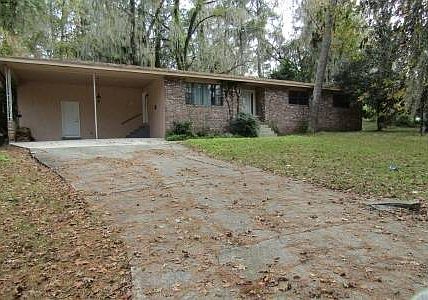 1st image of 389 NW Gwen Lake Ave