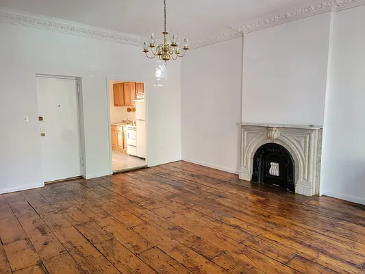 Rented by Realty Collective | media 5