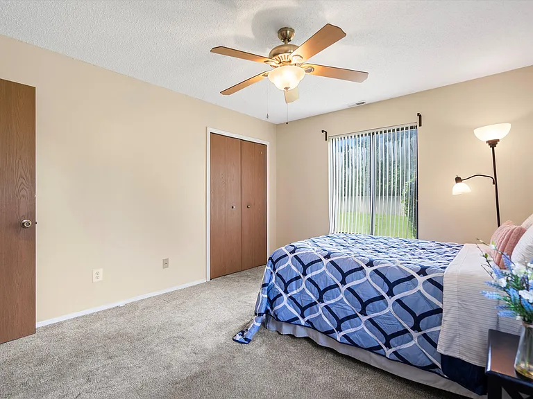 15012 Island Dr — Photo 9