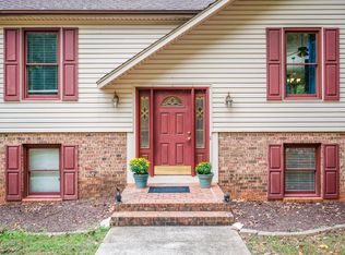 1031 Maple Leaf Ct, Forest, VA 24551