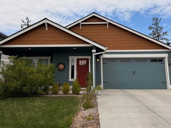 697 NW Rimrock Dr, Redmond, OR 97756