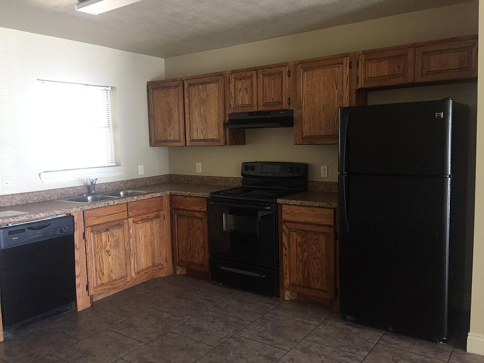 2nd image of 945 Cooley Rd #B