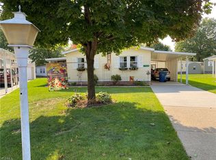 176 D St SW, Navarre, OH 44662