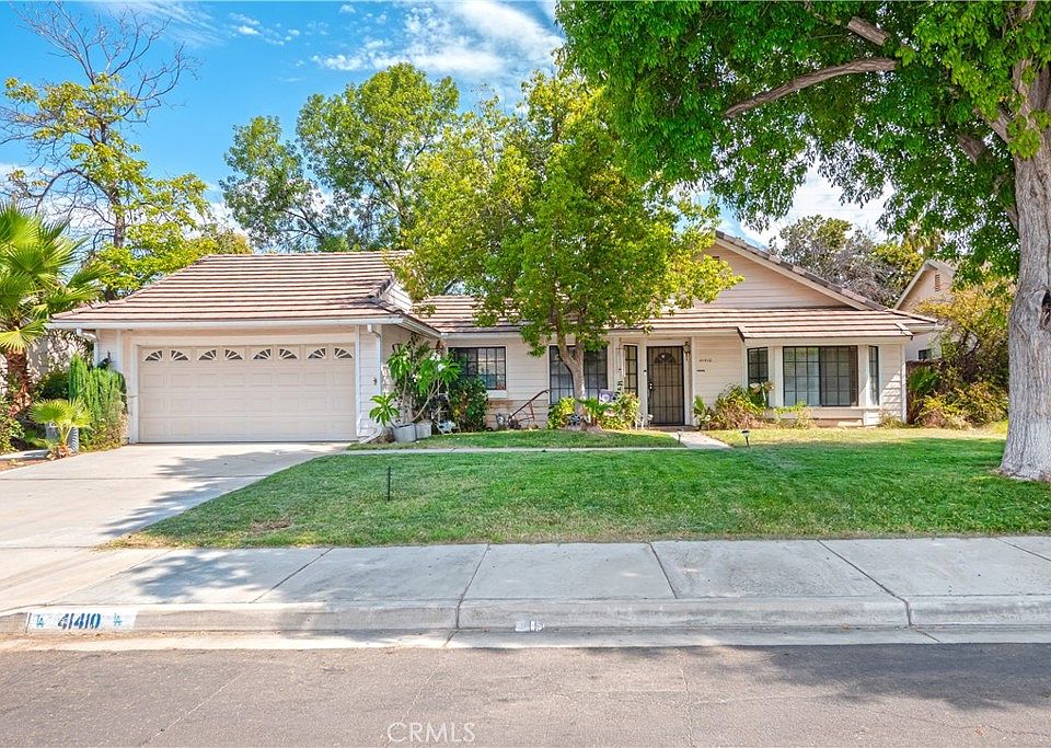 1st image of 41410 Shadow Mountain Way